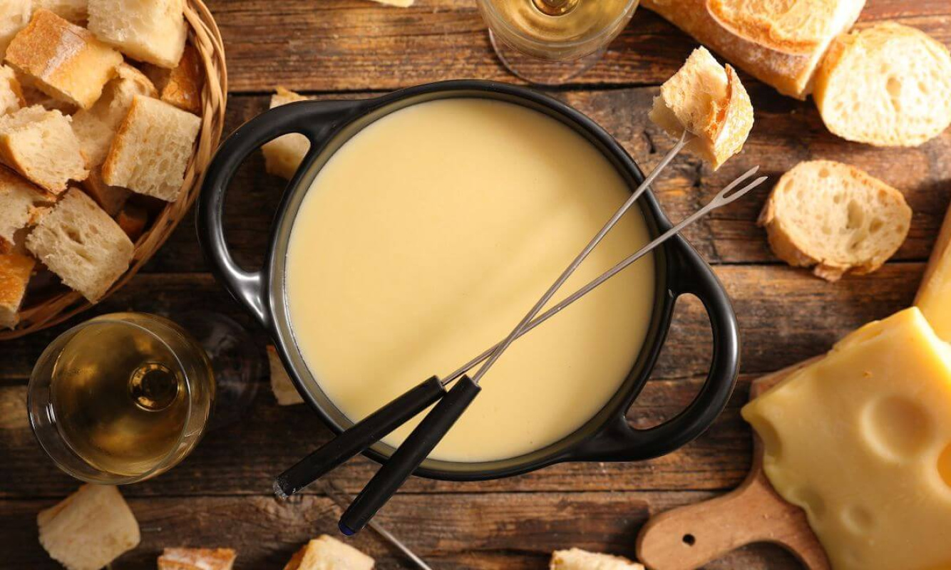 Schweizer Käsefondue - Das Rezept Schweizer Käsefondue - Das Rezept