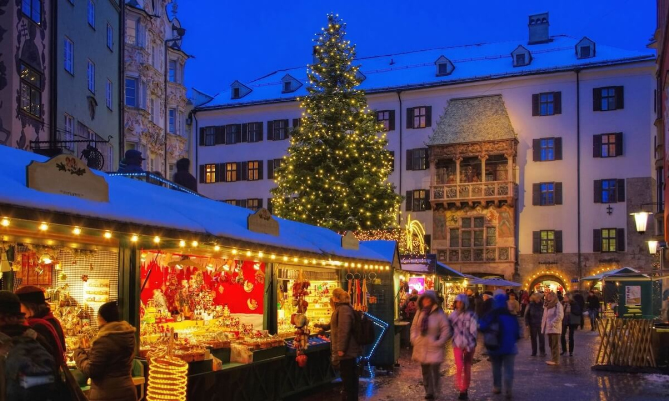 Der Christkindlmarkt Innsbruck Altstadt Der Christkindlmarkt Innsbruck Altstadt