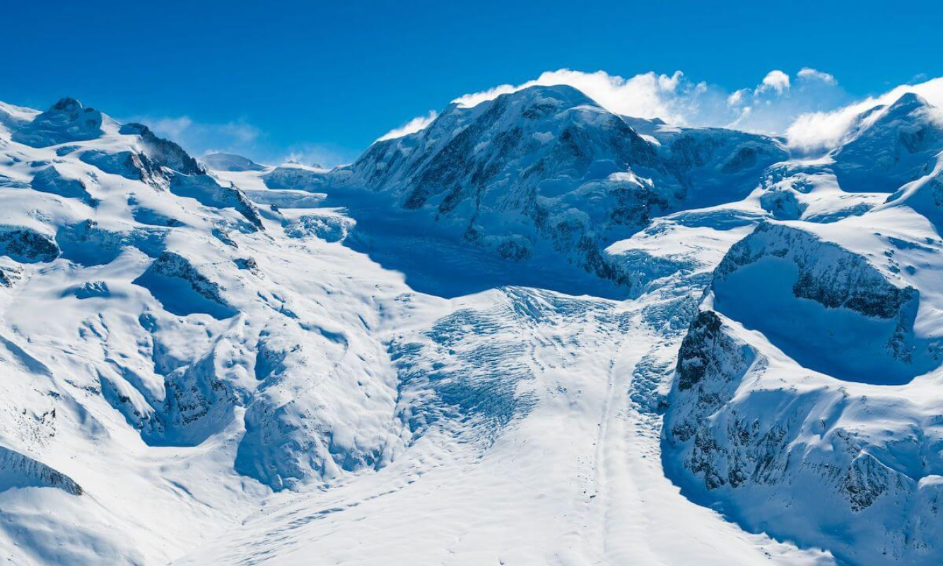 Die Dufourspitze - Als höchster Berg der Schweiz ein Teil der 7 Summits der Alpen Die Dufourspitze - Als höchster Berg der Schweiz ein Teil der 7 Summits der Alpen