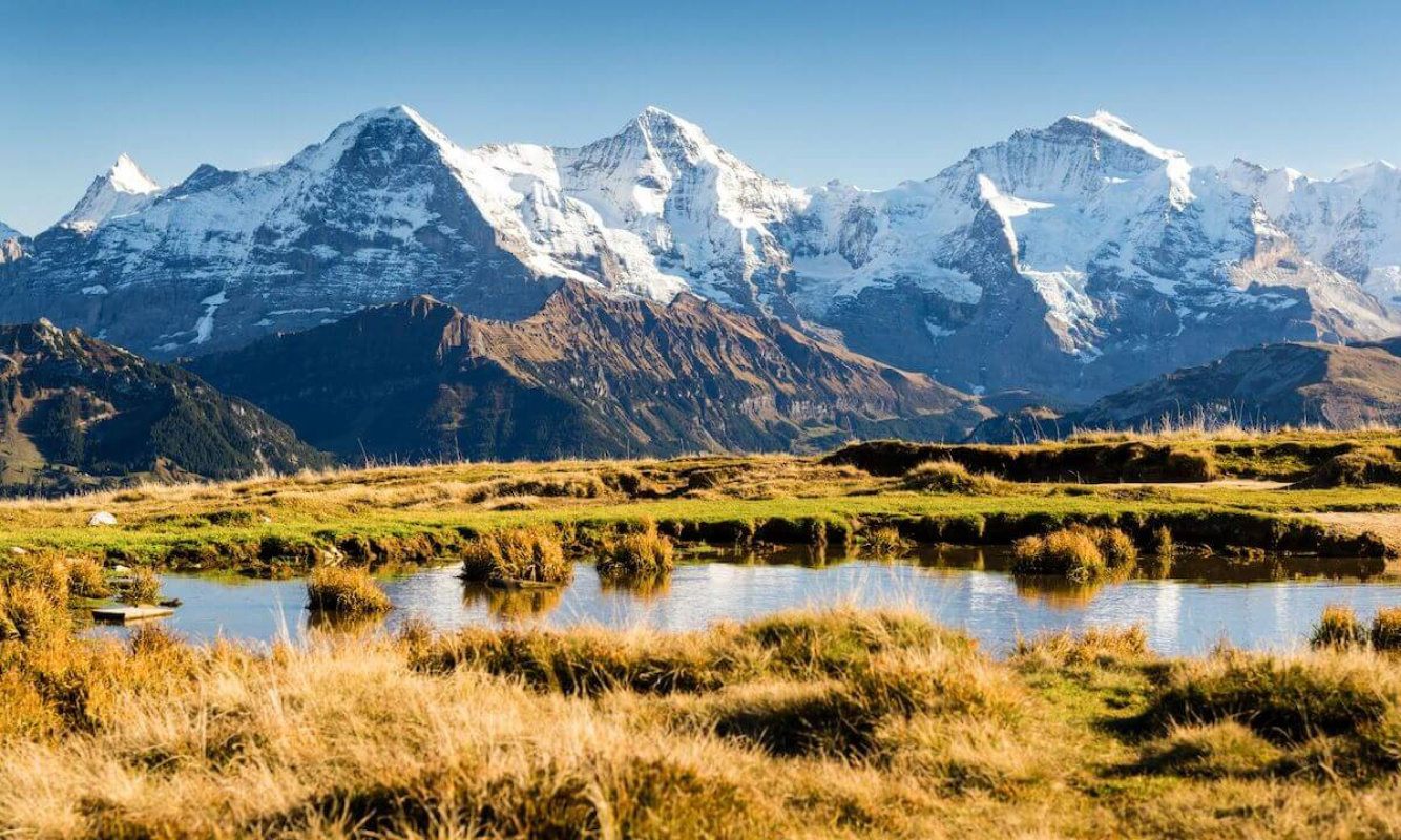 Blick auf den Eiger, Mönch und die Jungfrau Blick auf den Eiger, Mönch und die Jungfrau