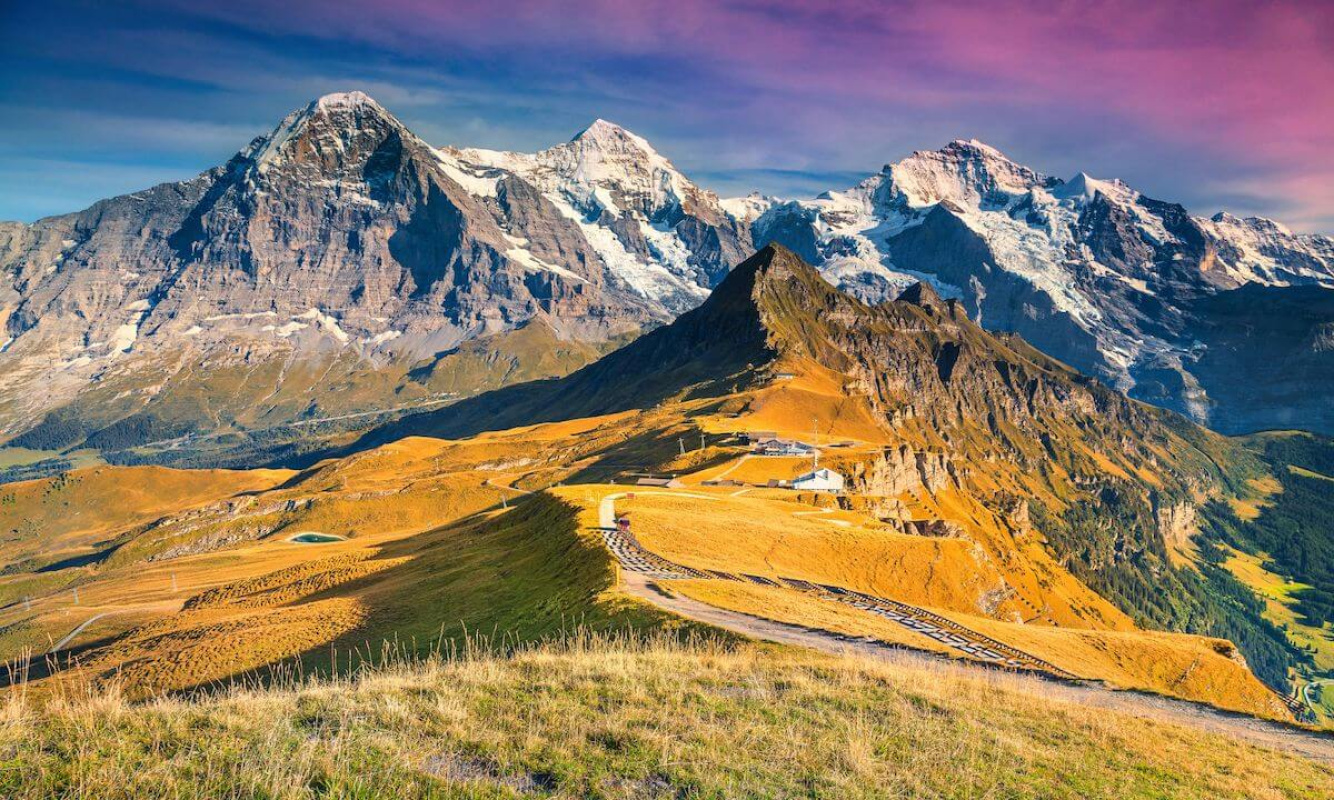 Die Jungfrau bei Grindelwald Die Jungfrau bei Grindelwald