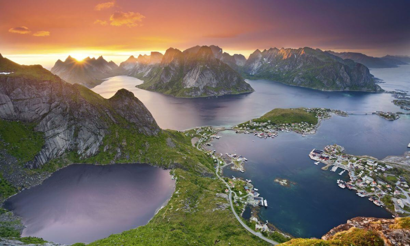 Die Lofoten zwischen Bergen und Meer Die Lofoten zwischen Bergen und Meer