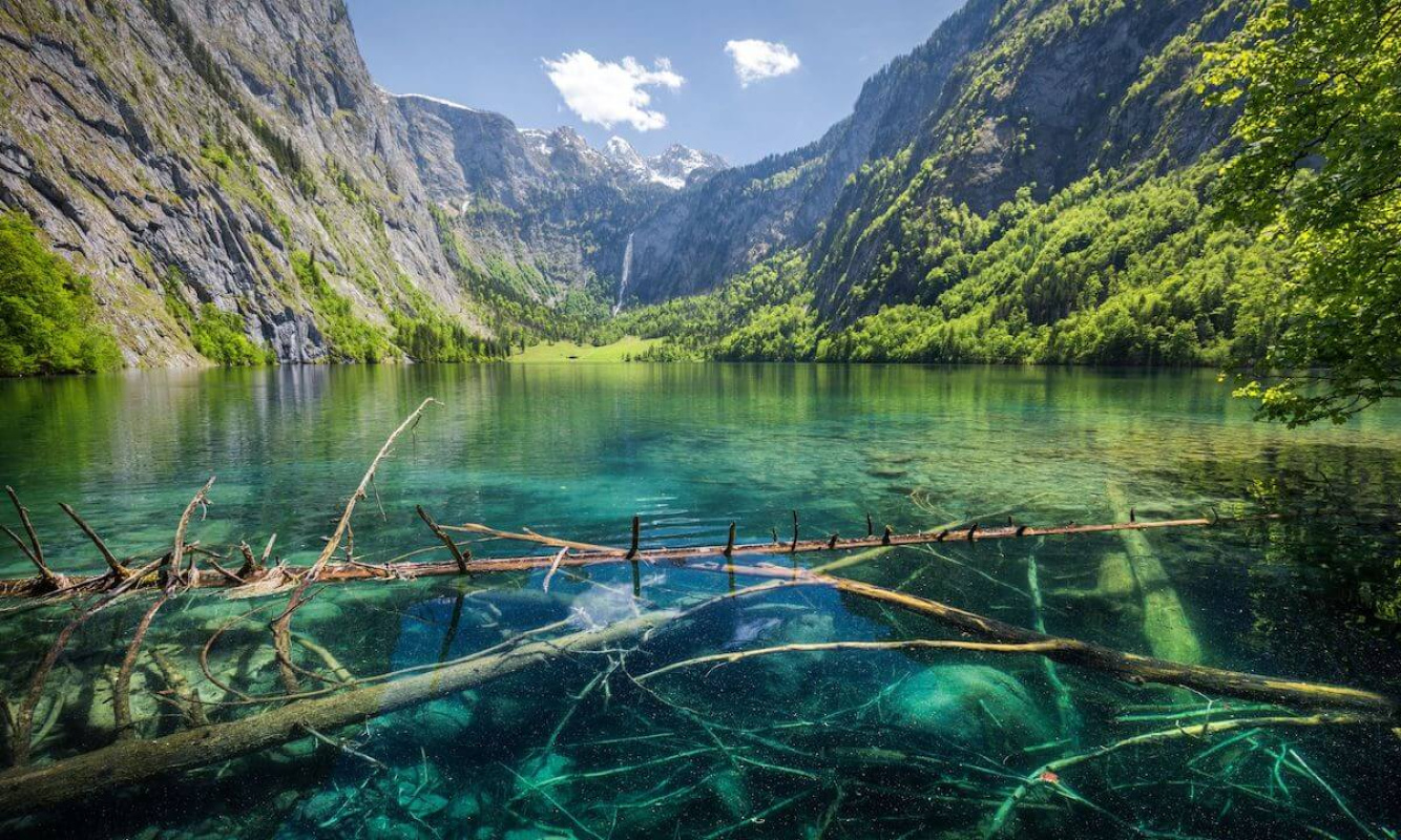 Der Obersee im Nationalpark Berchtesgaden Der Obersee im Nationalpark Berchtesgaden