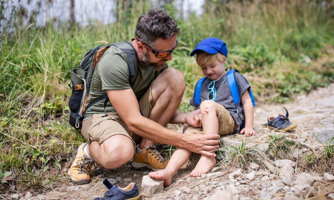 Wandern mit Kindern zu jeder Jahreszeit Wandern mit Kindern zu jeder Jahreszeit