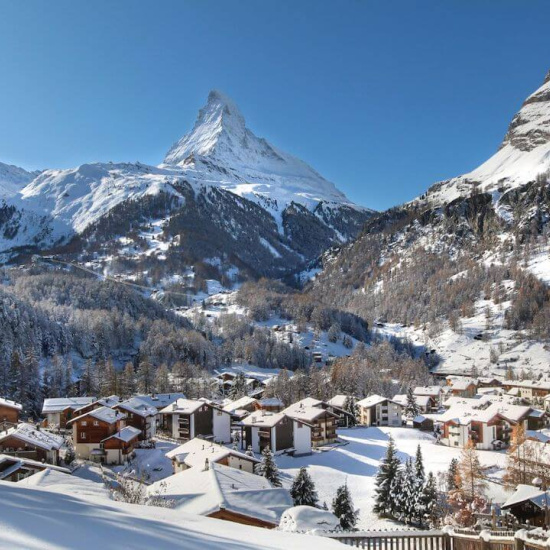 Winterwandern in den Alpen Winterwandern in den Alpen