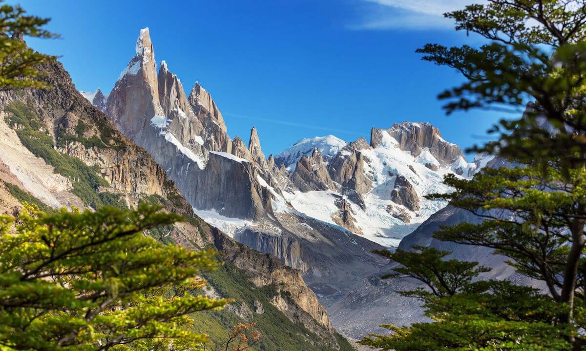 Der majestätische Cerro Torre in Patagonien Der majestätische Cerro Torre in Patagonien
