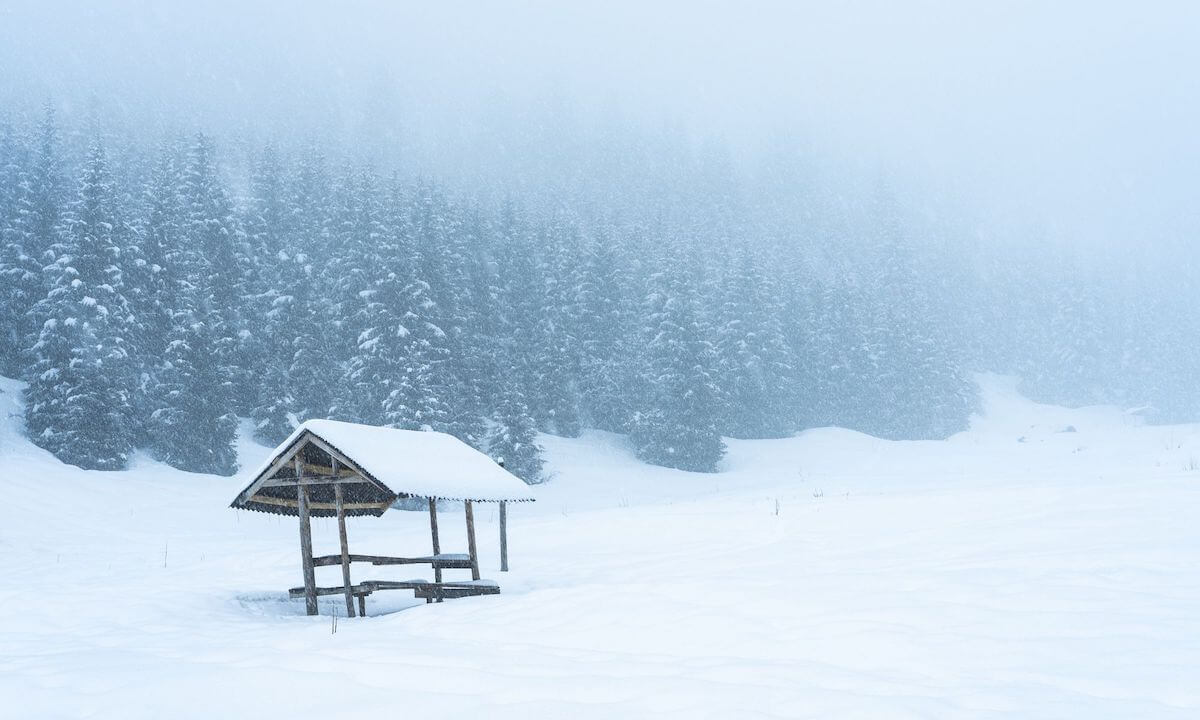 Orientierungsschwierigkeiten im Winter in den Bergen Orientierungsschwierigkeiten im Winter in den Bergen