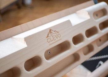 Clevo Hangboard & Türaufhängung im Test Clevo Hangboard & Türaufhängung im Test