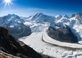 Gletscher oberhalb von Zermatt Gletscher oberhalb von Zermatt