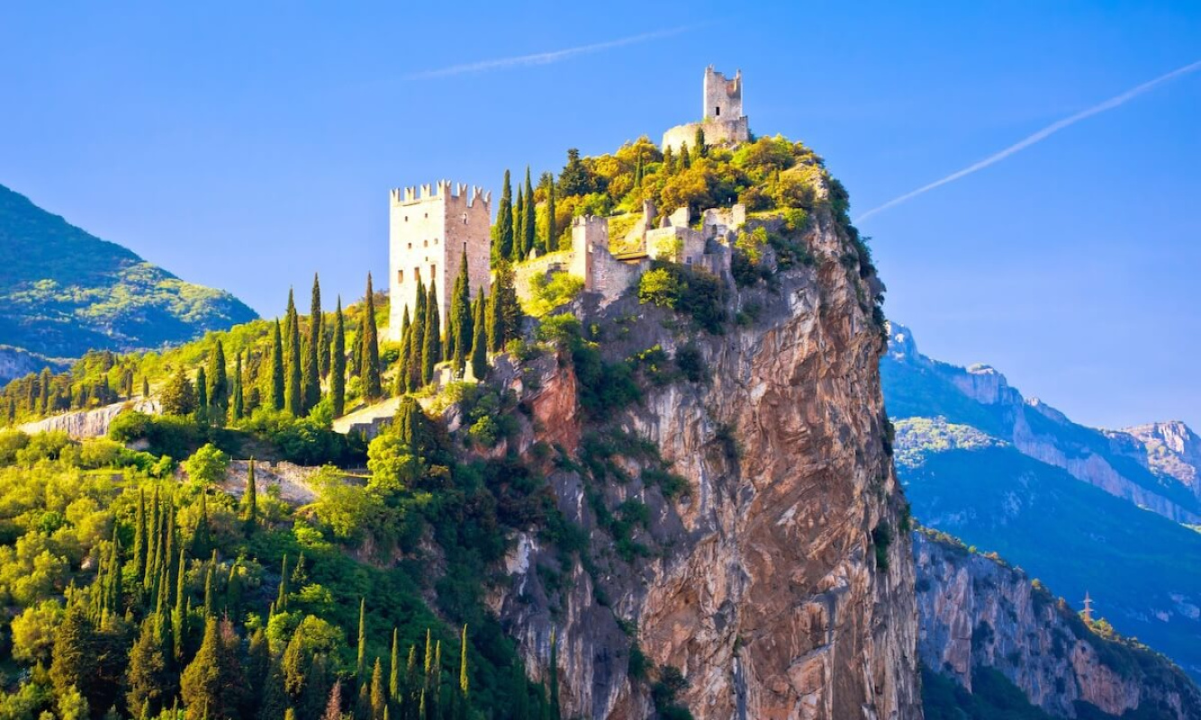 Die Dürer Promenade in Arco Die Dürer Promenade in Arco