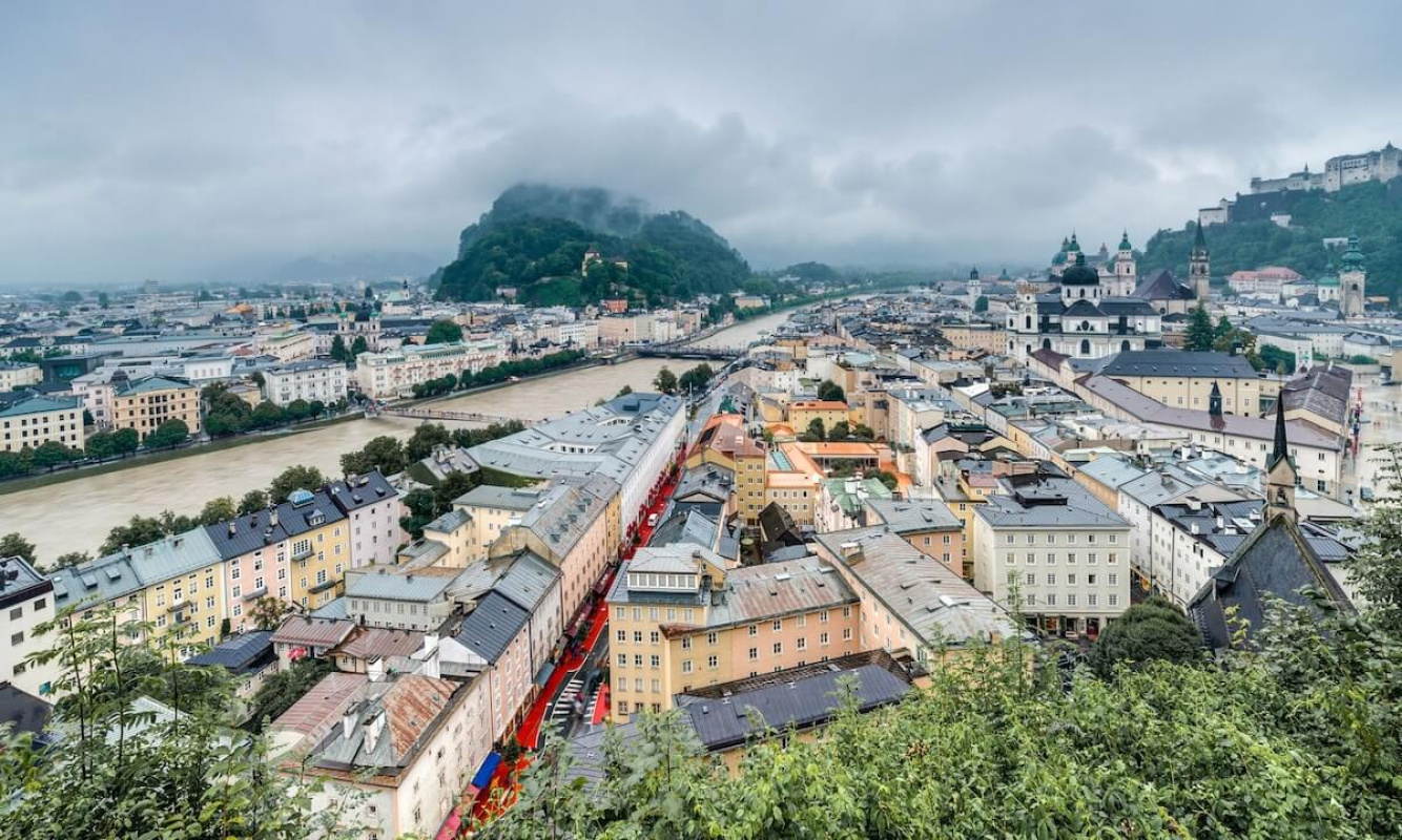 Wanderung auf dem Mönchsberg Wanderung auf dem Mönchsberg