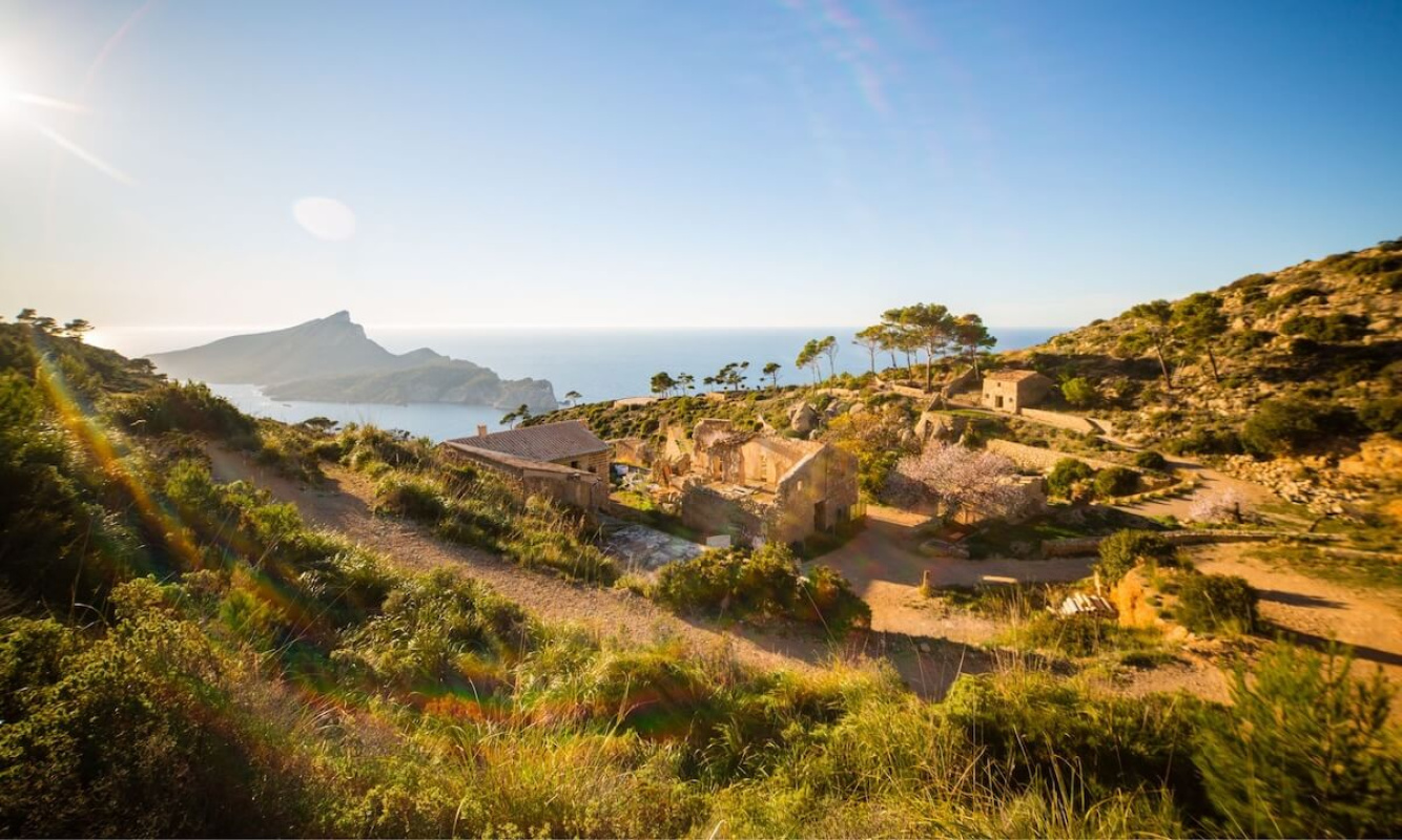 Wanderung zur Klosterruine Sa Trapa Wanderung zur Klosterruine Sa Trapa