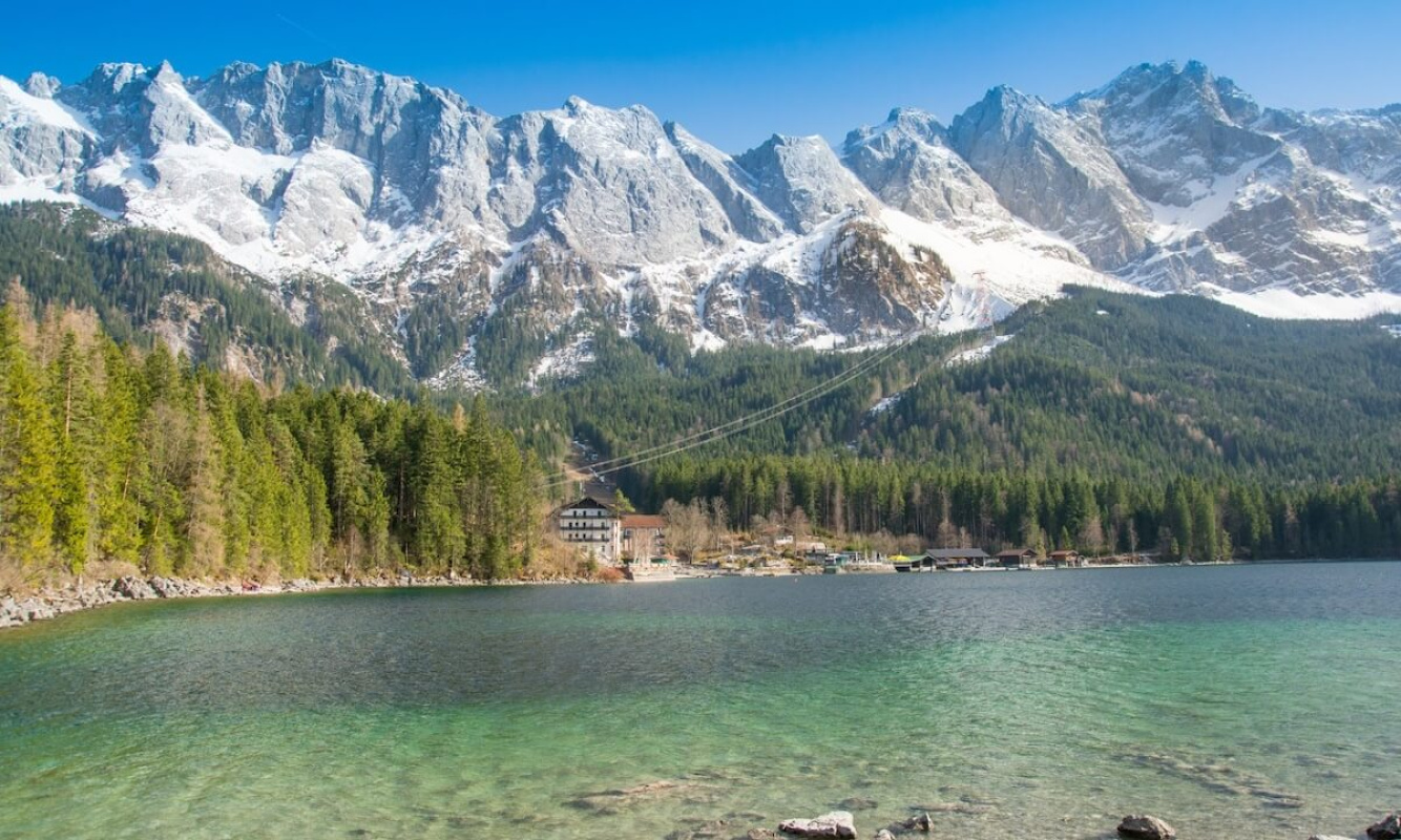 Wanderung zum Eibsee Wanderung zum Eibsee