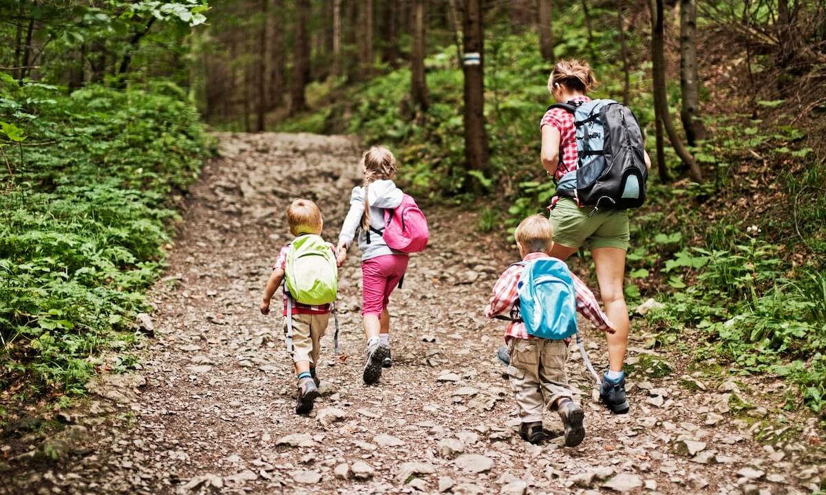 Familienfreundliche Wanderungen Familienfreundliche Wanderungen