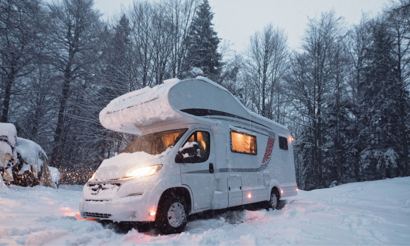 Wintercamping im Skigebiet Wintercamping im Skigebiet