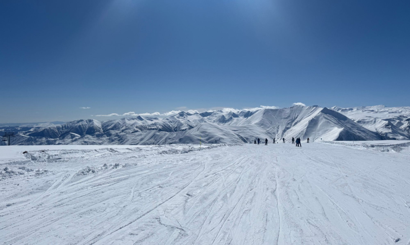 Vorteile vom Skifahren im April