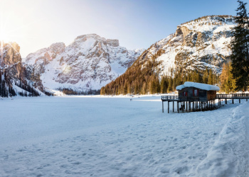 Traumtipp - Der Pragser Wildsee im Winter