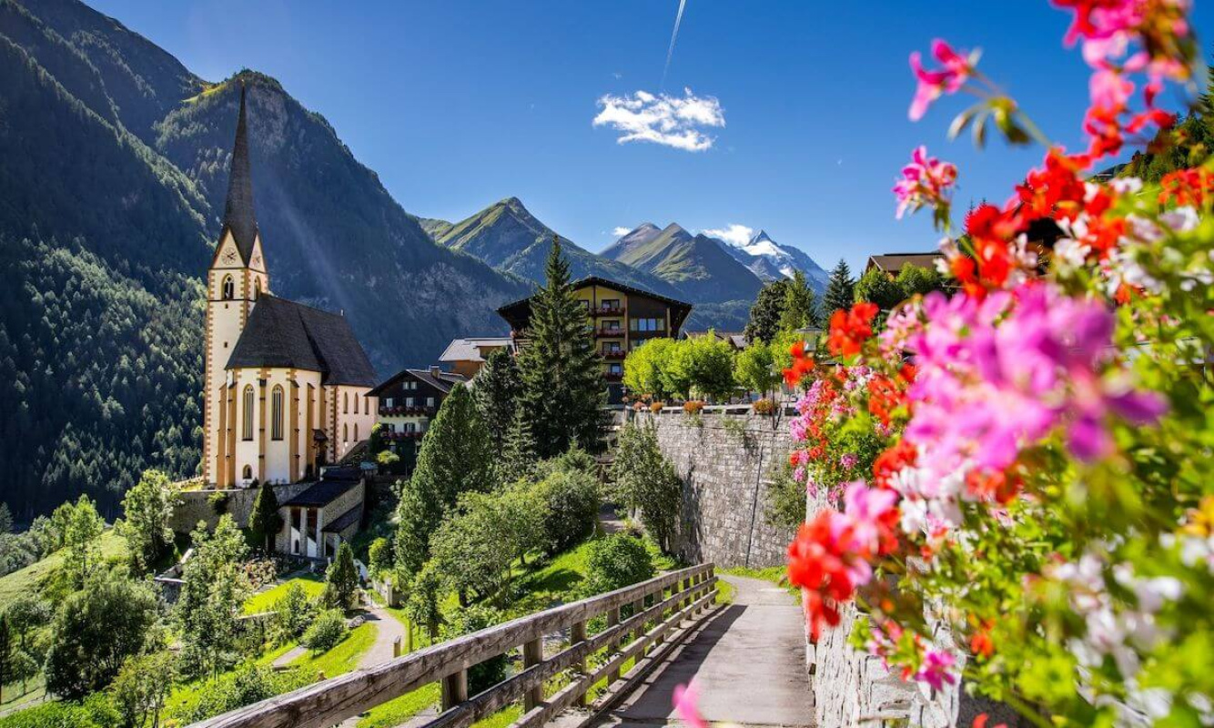 Anreise zur Erzherzog-Johann-Hütte Anreise zur Erzherzog-Johann-Hütte